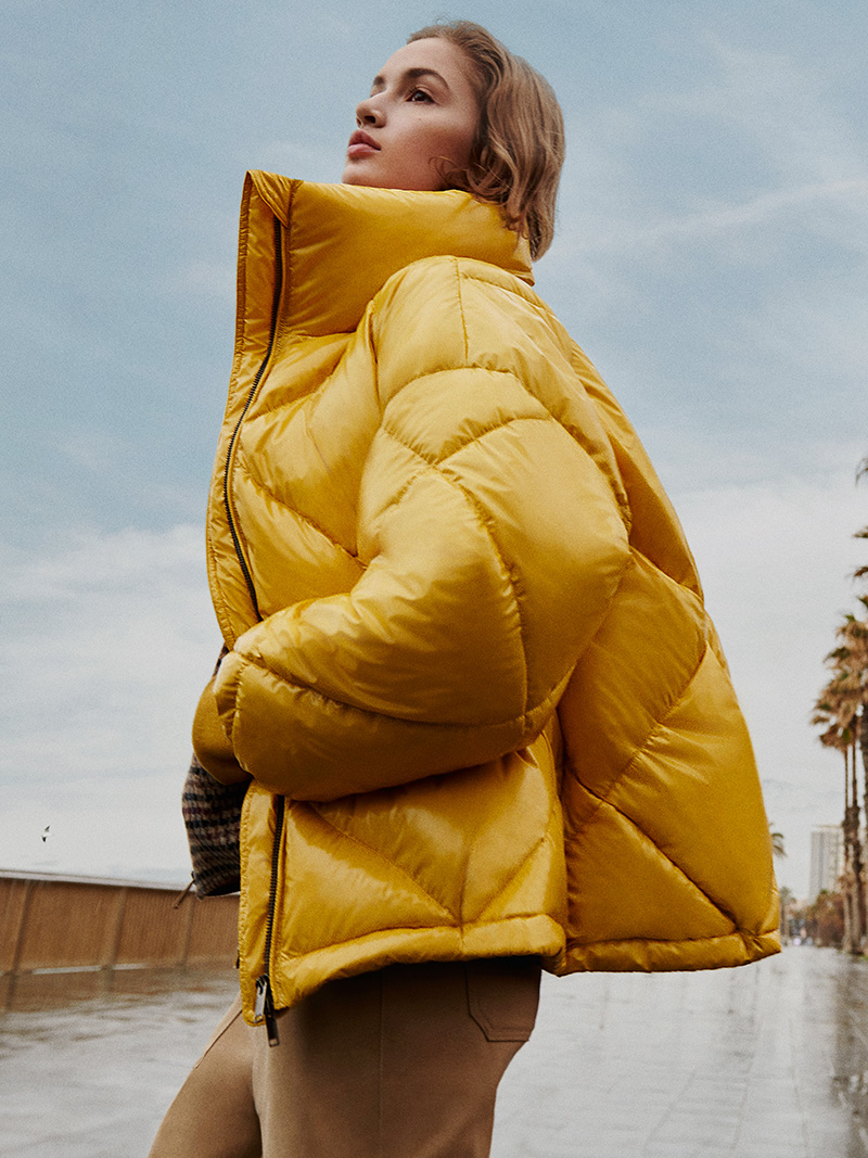 MaxMara WEEKEND 優しいはちみつゴールドダウン MaxMara WEEKEND 優しいはちみつゴールドダウン